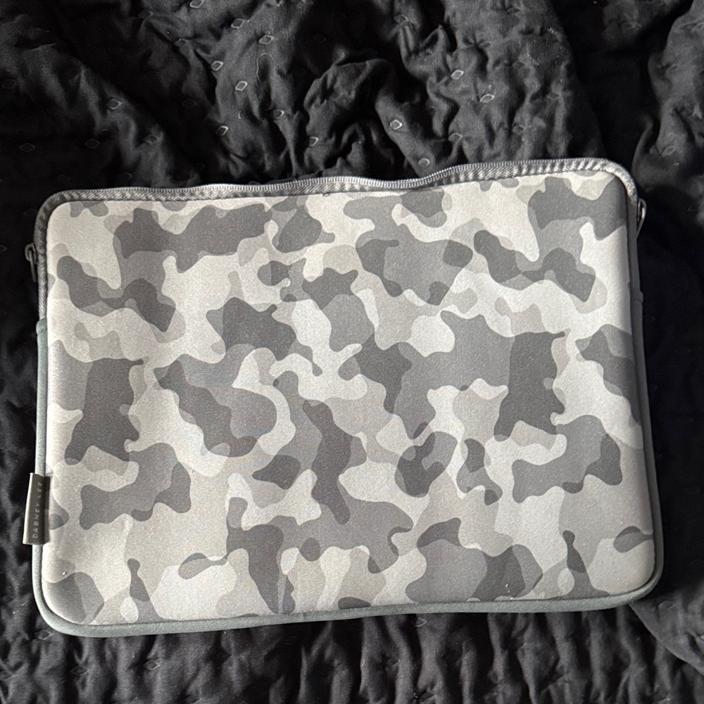 Dabney Lee Gray Camouflage Sleeve